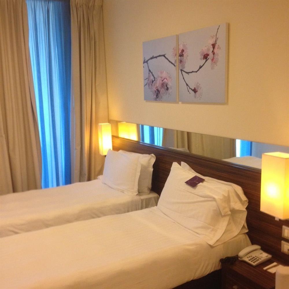 Mercure Rimini Lungomare Esterno foto