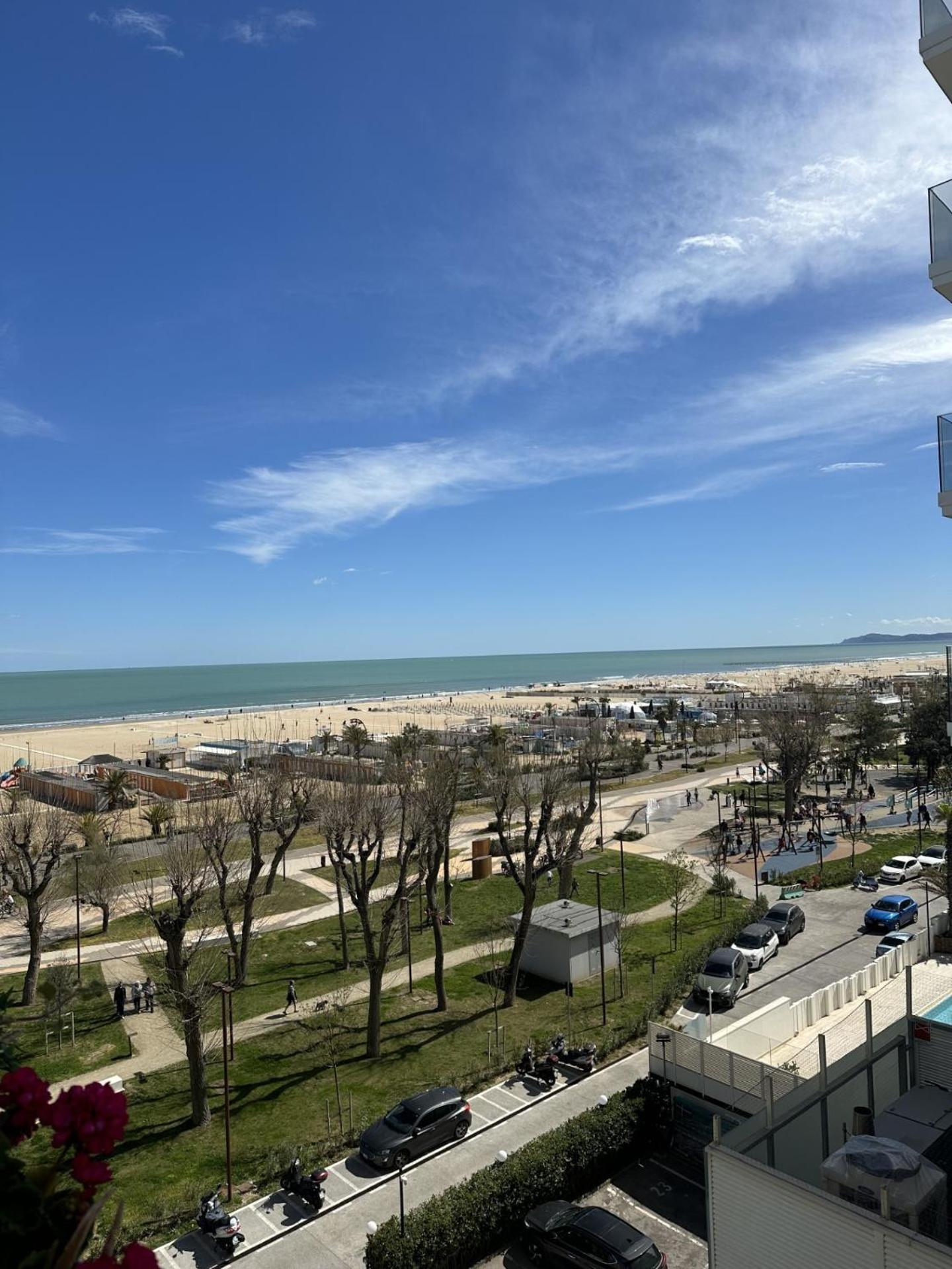 Mercure Rimini Lungomare Esterno foto