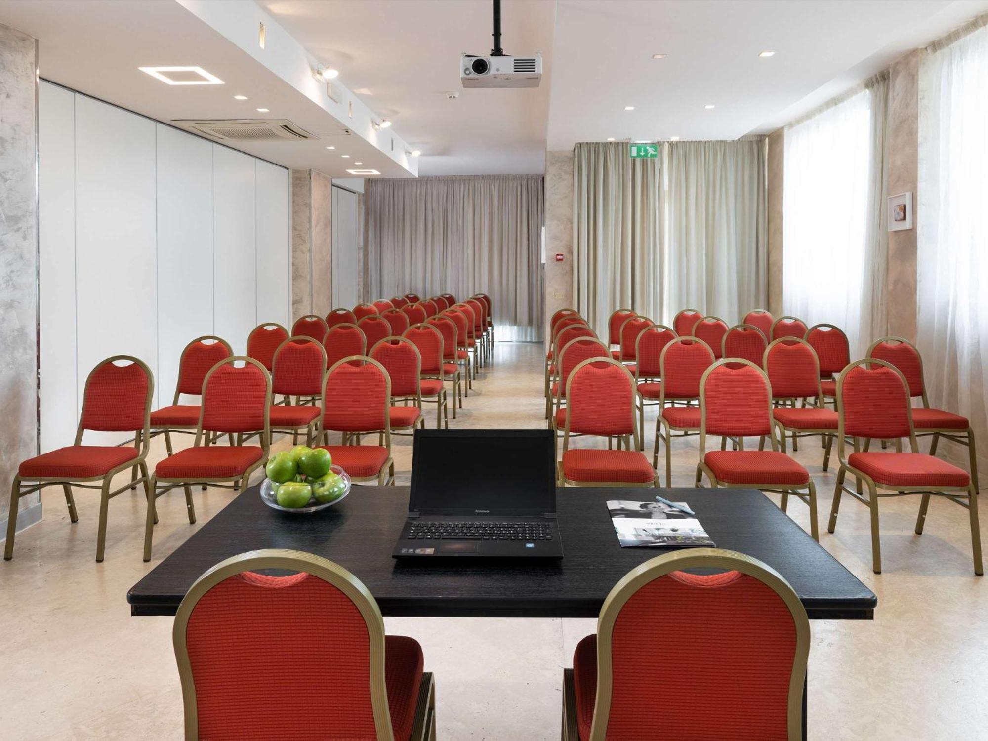 Mercure Rimini Lungomare Esterno foto